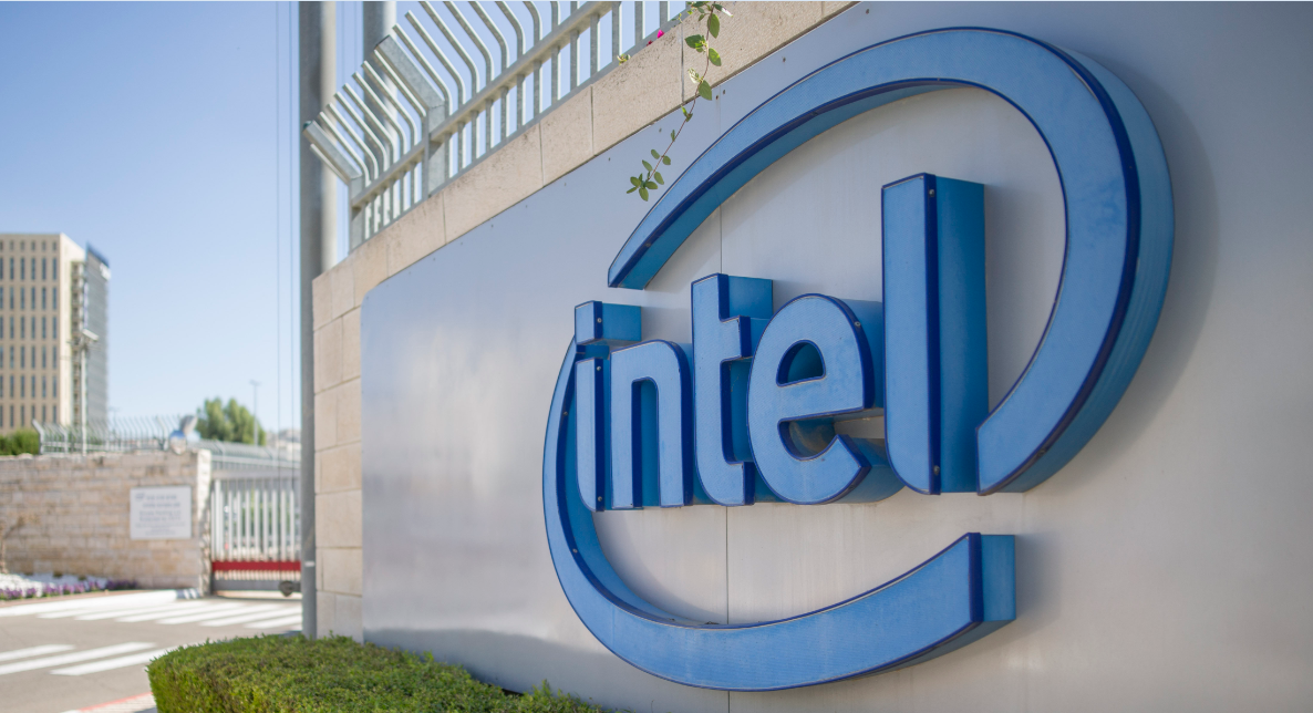 SoftBank investit 2 milliards de dollars dans Intel : un tournant stratégique pour l’industrie des semi-conducteurs